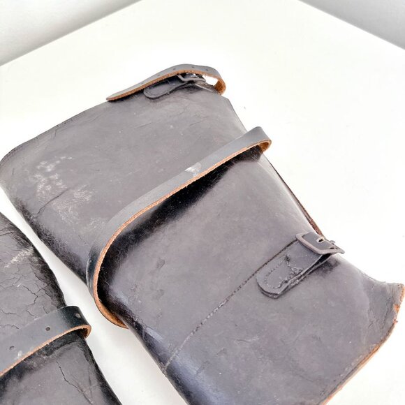 ANTIQUE WWII SWISS ARMY LEATHER BOOT GAITERS - PAIR - Picture 4 of 10